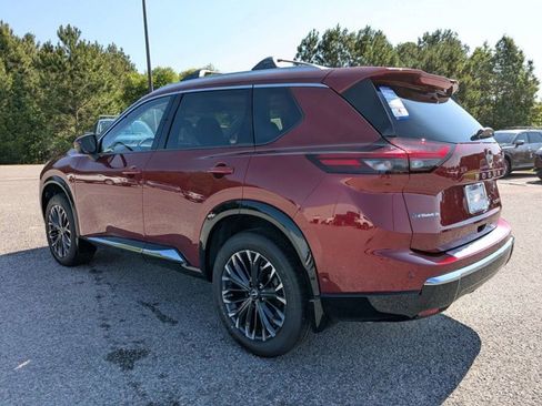 New 2025 Nissan Rogue Platinum w/ Platinum Premium Package image 6
