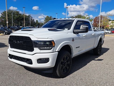 Used 2023 RAM 2500 Limited image 3