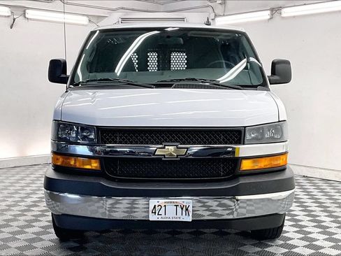 Used 2025 Chevrolet Express 2500 w/ Driver Convenience Package RWD image 2