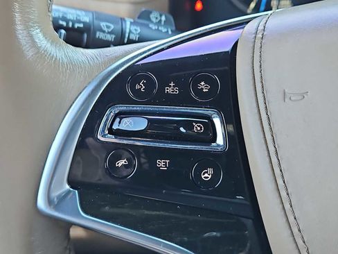 Used 2018 Cadillac Escalade Platinum image 24