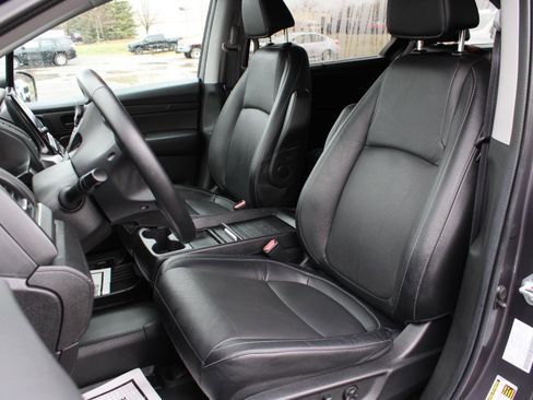 Used 2024 Honda Odyssey EX-L image 17