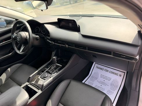 Used 2025 MAZDA MAZDA3 s FWD image 10