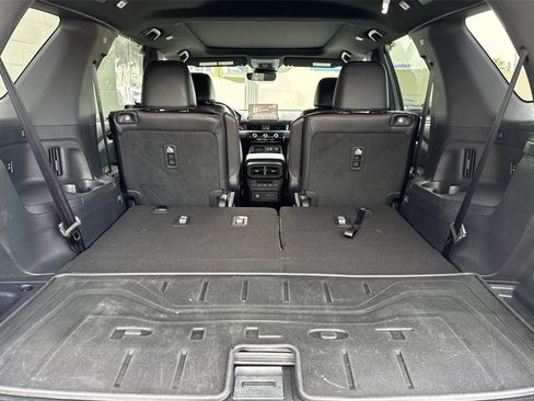 Certified 2025 Honda Pilot TrailSport image 20