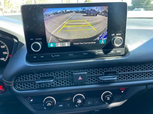 Certified 2025 Honda HR-V Sport image 16