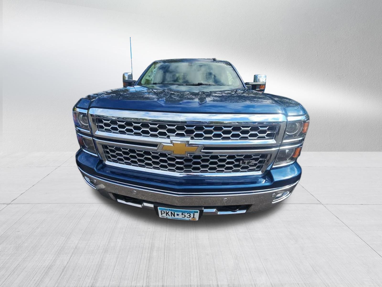 Used 2015 Chevrolet Silverado 1500 LTZ w/ LTZ Plus Package AWD/4WD image 2