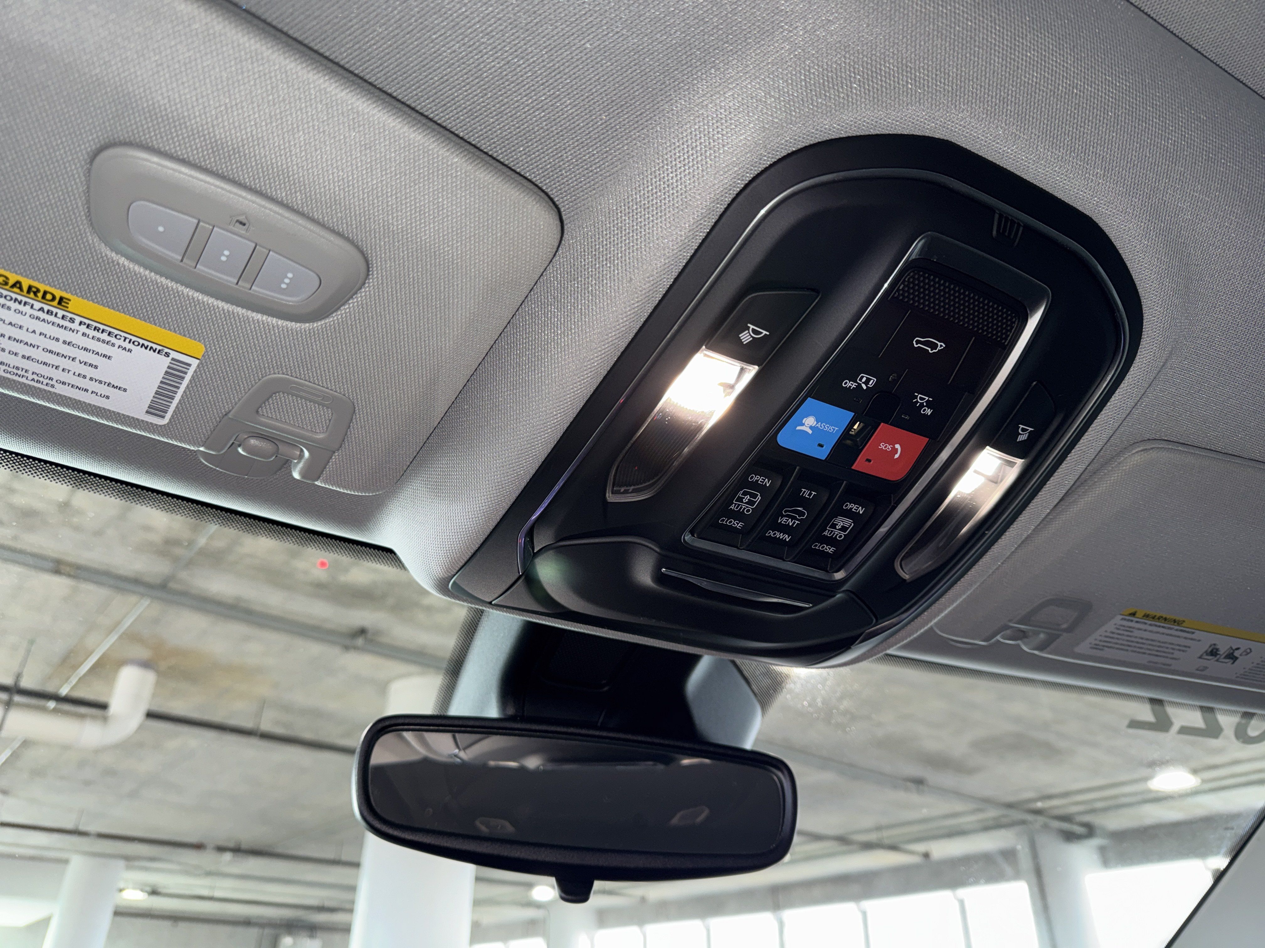 Used 2022 Jeep Grand Cherokee L Limited RWD image 33