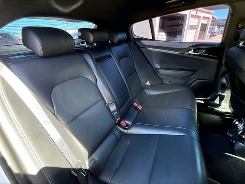 Used 2020 Kia Stinger GT-Line RWD image 19