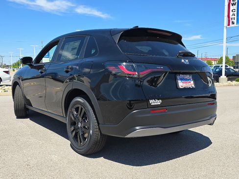 New 2026 Honda HR-V Sport image 9