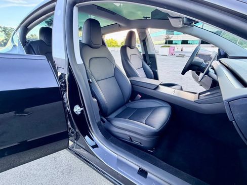 Used 2026 Tesla Model 3 AWD/4WD image 27