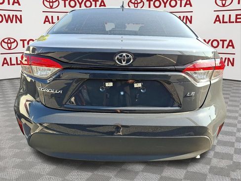Used 2025 Toyota Corolla LE FWD image 5