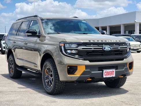 New 2027 Ford Expedition Tremor w/ Driver's Package AWD/4WD image 2