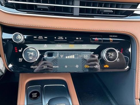 New 2026 INFINITI QX60 Autograph w/ Autograph Tech Package AWD/4WD image 32