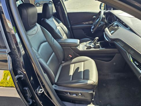 Used 2019 Cadillac XT4 Sport w/ Driver Awareness Package image 18