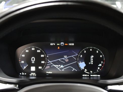 Used 2021 Volvo V60 T5 Cross Country w/ Climate Package image 28