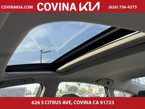 Used 2019 Honda Civic EX image 17