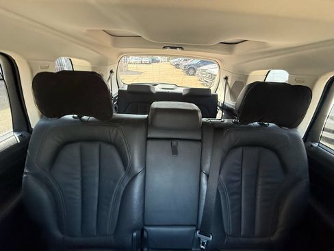 Used 2020 BMW X7 xDrive40i w/ Premium Package AWD/4WD image 16