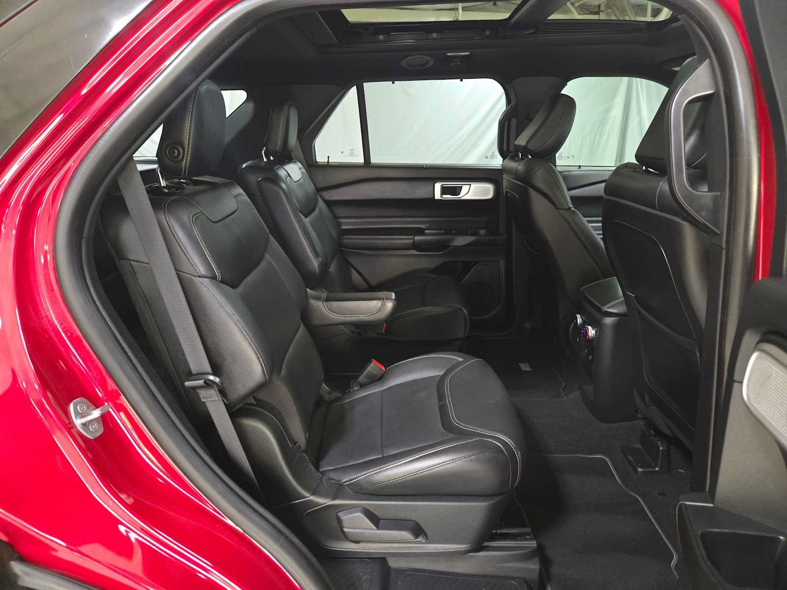 Used 2020 Ford Explorer ST w/ ST Street Pack AWD/4WD image 12