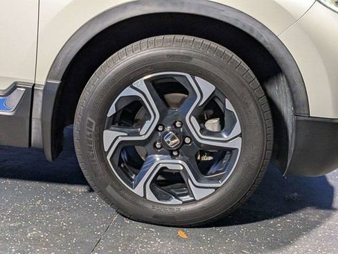 Used 2018 Honda CR-V Touring image 11