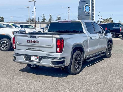 Used 2022 GMC Sierra 1500 Elevation w/ Driver Alert Package I image 4