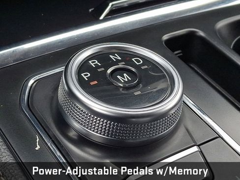 Used 2023 Ford Expedition Max XLT image 20