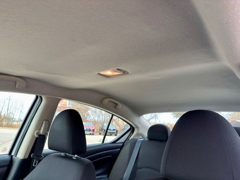 Used 2019 Nissan Versa S Plus image 25