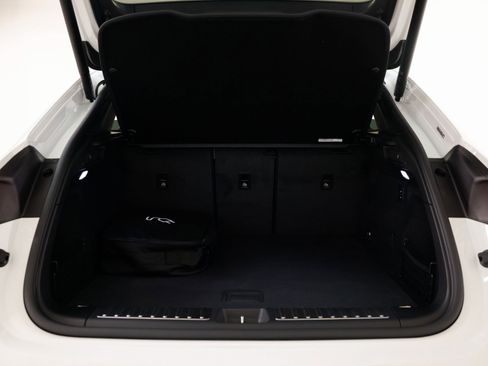 New 2025 Porsche Macan Turbo Electric image 15