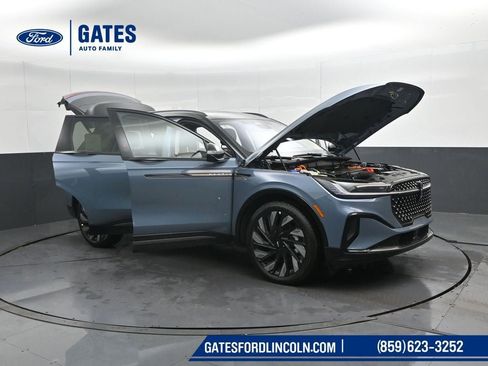 New 2026 Lincoln Nautilus Reserve AWD/4WD image 52