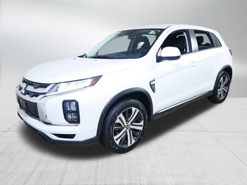 Used 2025 Mitsubishi Outlander Sport ES AWD/4WD image 3