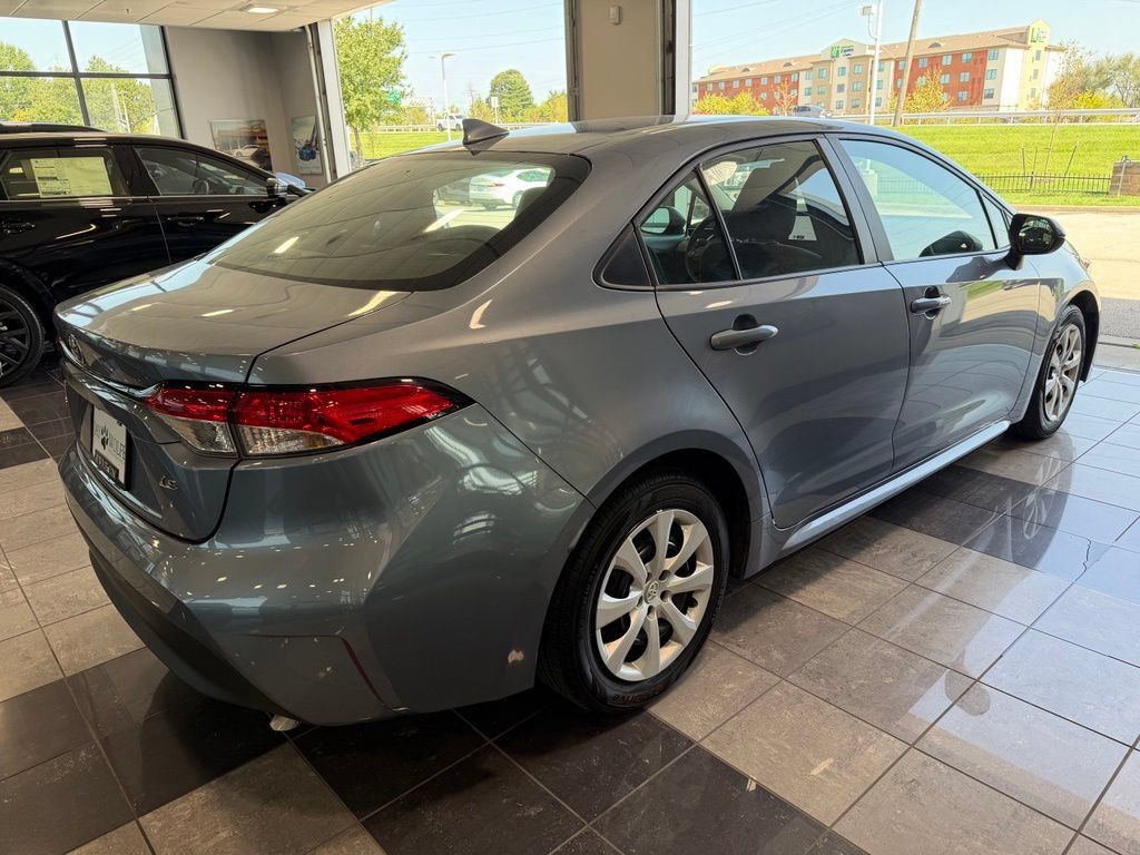 Certified 2024 Toyota Corolla LE FWD image 6