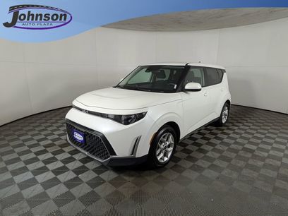 Used 2023 Kia Soul LX w/ Option Group 015