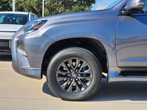 Used 2023 Lexus GX 460 Premium image 6