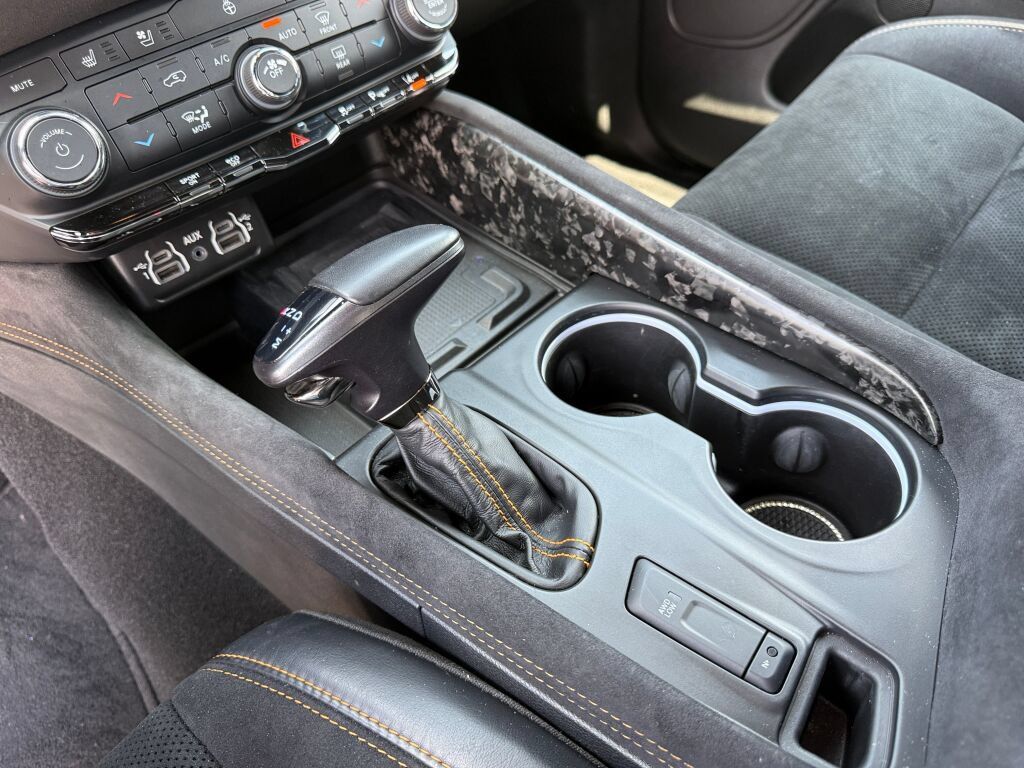 Used 2023 Dodge Durango R/T w/ Hemi Orange Plus Package AWD/4WD image 30