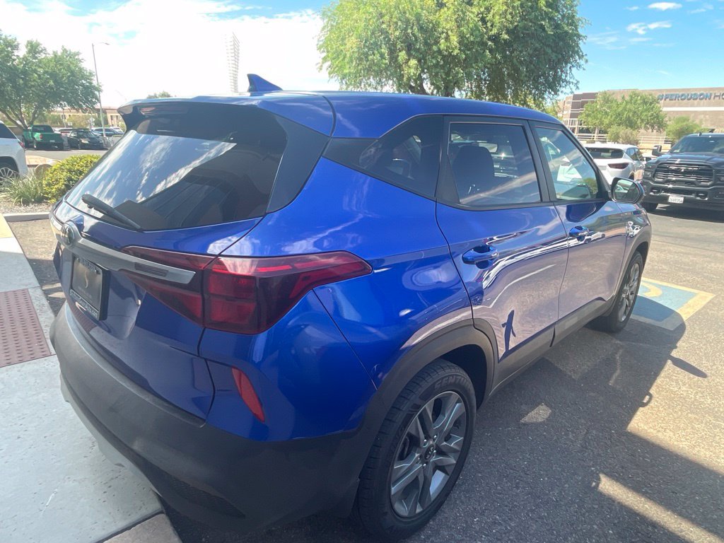 Used 2021 Kia Seltos LX AWD/4WD image 4