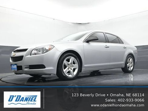 Used 2012 Chevrolet Malibu LS FWD image 9
