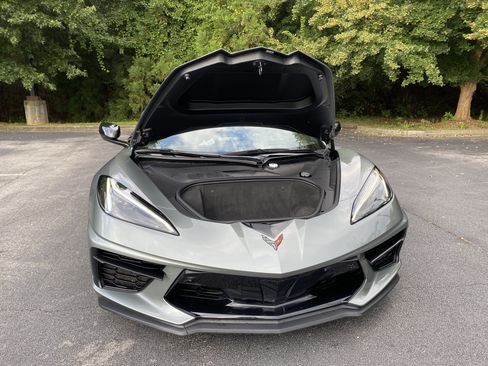 Used 2024 Chevrolet Corvette Stingray Preferred Cpe w/ Battery Protection Package RWD image 11