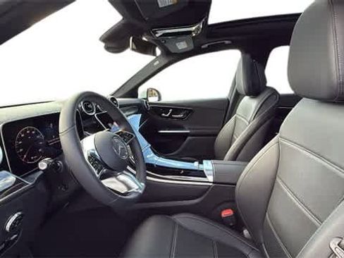 Certified 2026 Mercedes-Benz GLC 300 4MATIC image 4