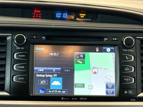 Used 2019 Toyota Highlander XLE image 12