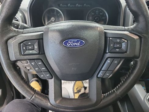 Used 2018 Ford F150 XLT w/ Equipment Group 302A Luxury image 40