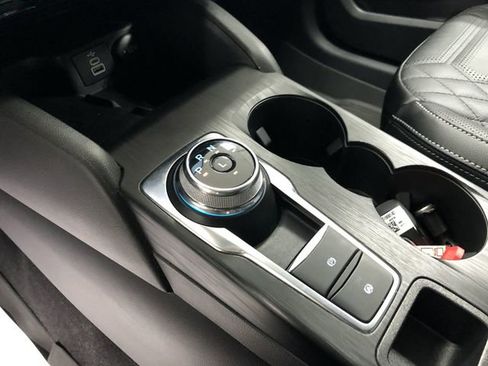 Used 2024 Ford Escape Base w/ PHEV Premium Package image 25