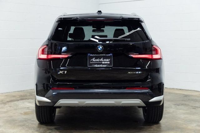 Certified 2025 BMW X1 xDrive28i w/ Convenience Package AWD/4WD image 9