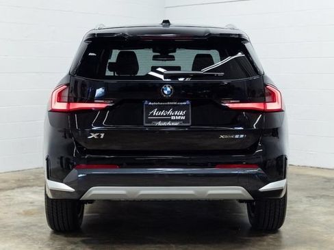 Certified 2025 BMW X1 xDrive28i w/ Convenience Package AWD/4WD image 9