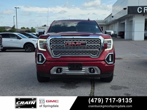 Used 2022 GMC Sierra 1500 Denali w/ Denali Premium Package AWD/4WD image 2