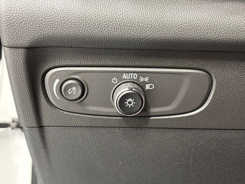 Used 2023 Buick Envision Essence w/ Sport Touring Package AWD/4WD image 32
