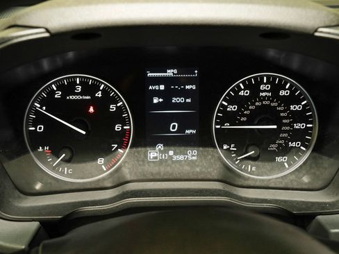 Used 2025 Subaru Crosstrek 2.0i Premium AWD/4WD image 19