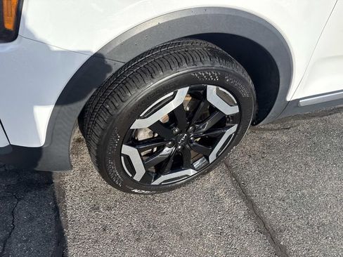 Used 2023 Kia Telluride S w/ S Sunroof Package image 11