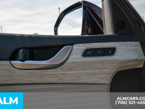 Used 2024 Hyundai Palisade Calligraphy image 34