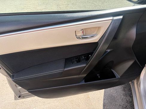Used 2014 Toyota Corolla LE FWD image 7