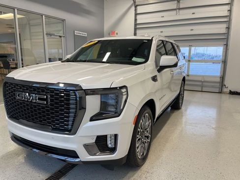 Used 2024 GMC Yukon Denali Ultimate image 8