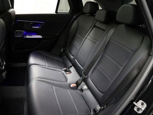 Used 2023 Mercedes-Benz GLC 300 4MATIC image 12