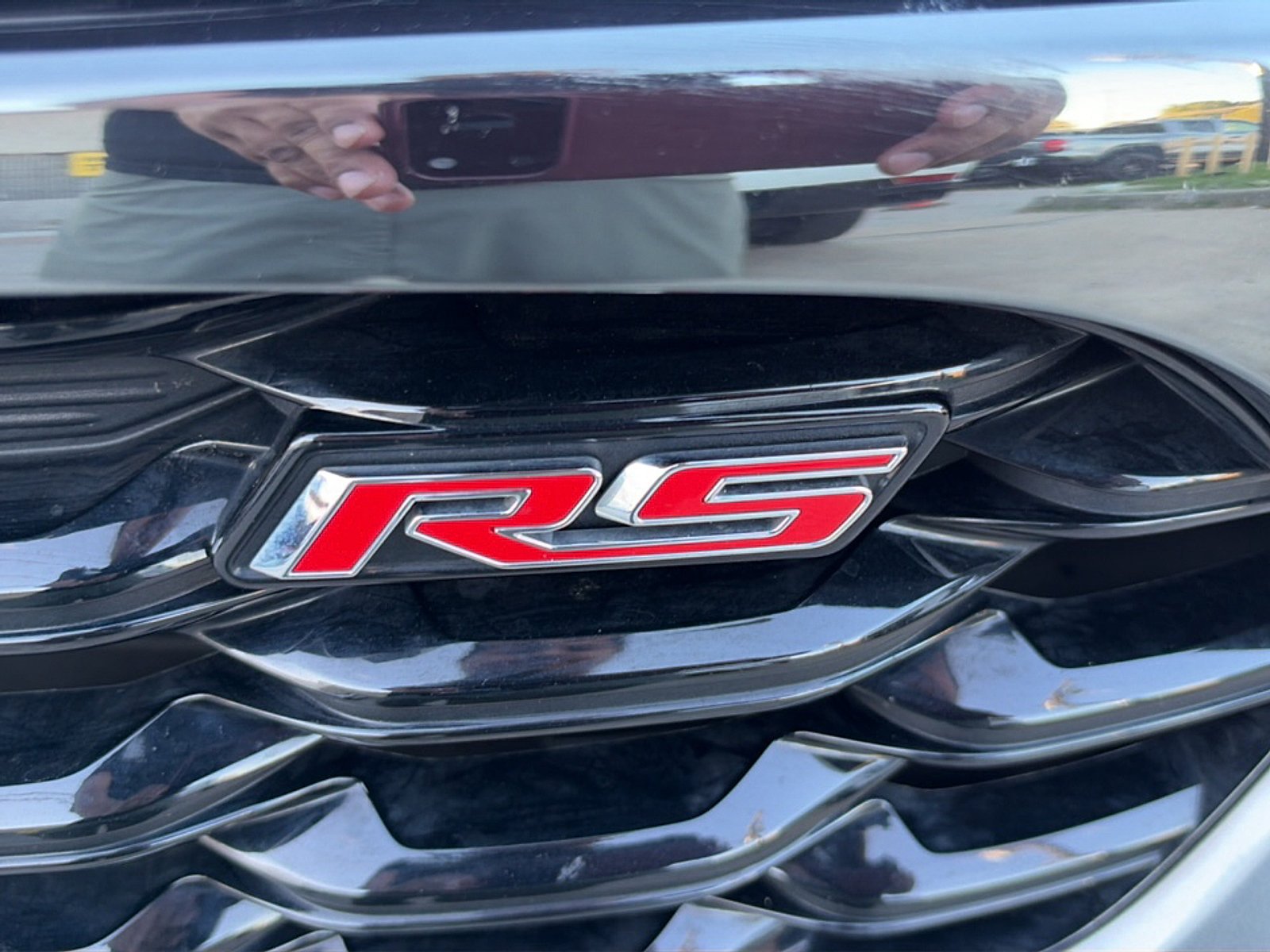 Used 2025 Chevrolet Trax RS w/ Sunroof Package FWD image 45